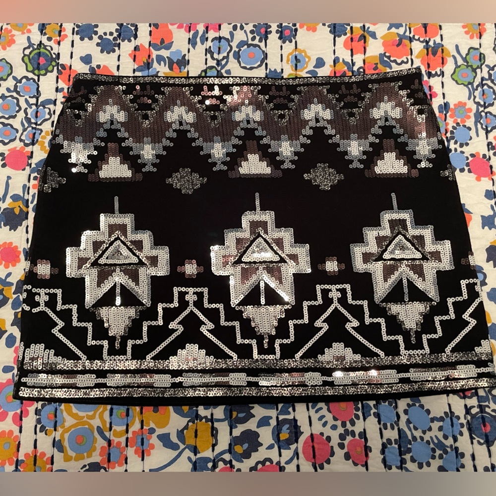 Express Sequin Aztec Printed Mini Skirt